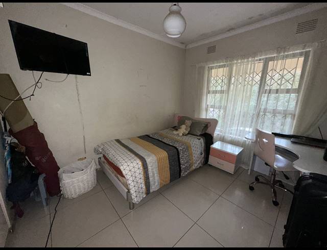 4 BEDROOM HOUSE FOR SALE IN WESTVILLE